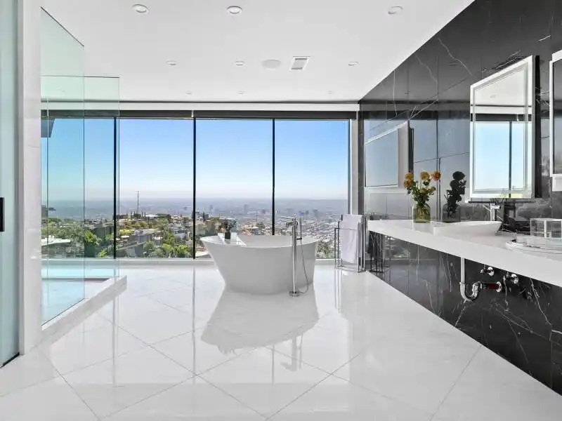 1924 Sunset Plaza Dr Los Angeles CA 90069 – image 20