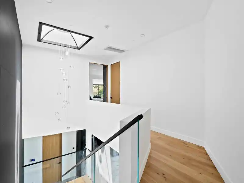 1924 Sunset Plaza Dr Los Angeles CA 90069 – image 28