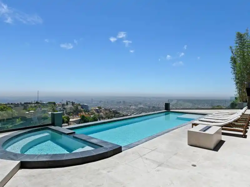 1924 Sunset Plaza Dr Los Angeles CA 90069 – image 33
