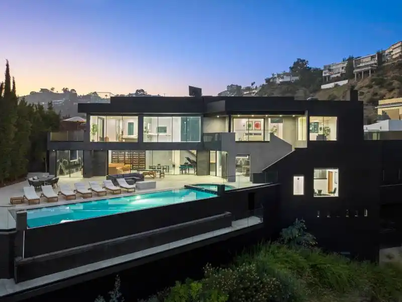 1924 Sunset Plaza Dr Los Angeles CA 90069 – image 52