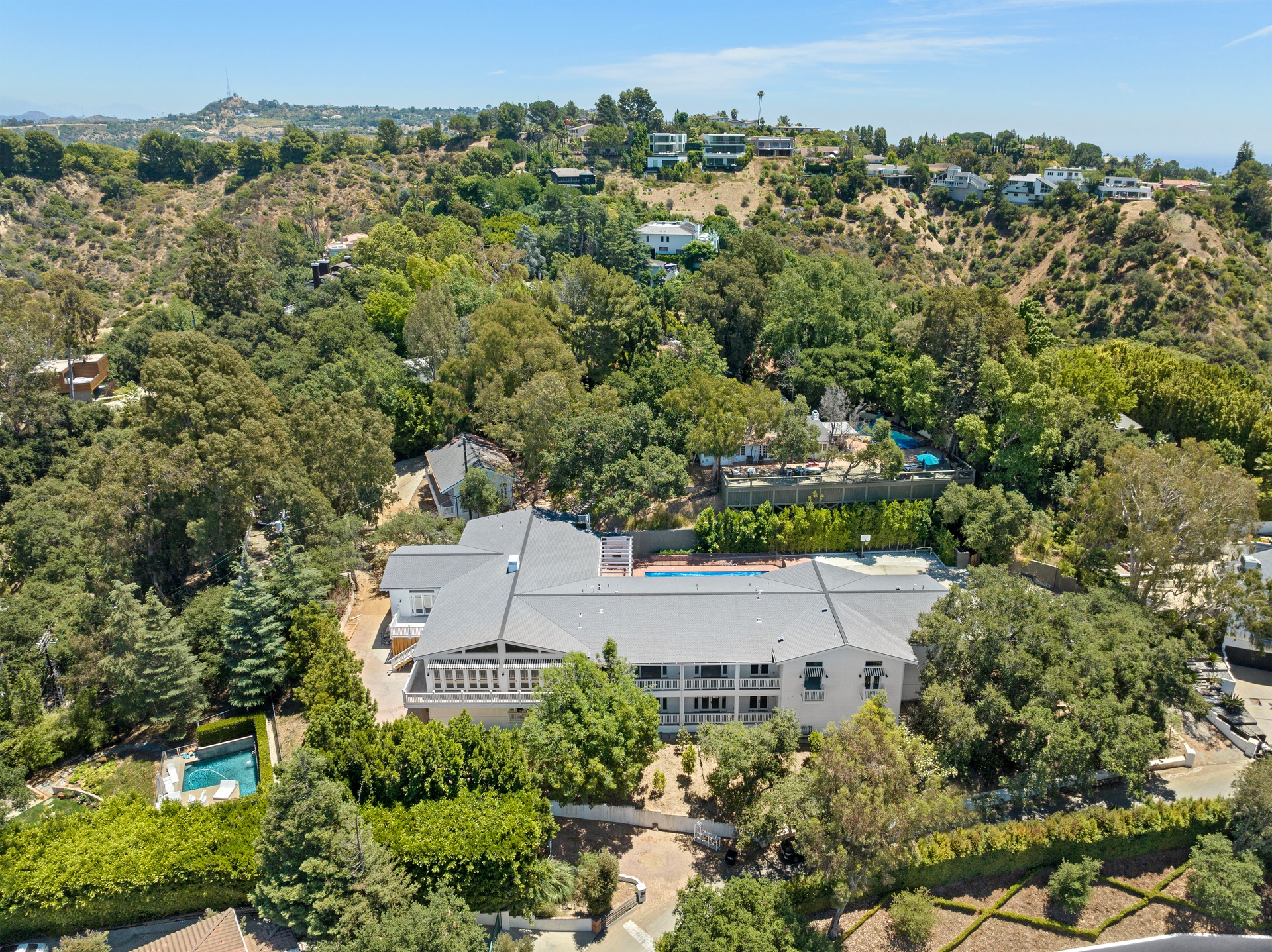 9669 Oak Pass Rd Beverly Hills CA 90210 – image 30