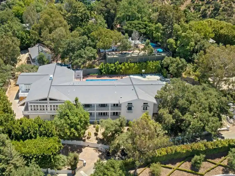 9669 Oak Pass Rd Beverly Hills CA 90210 – image 1