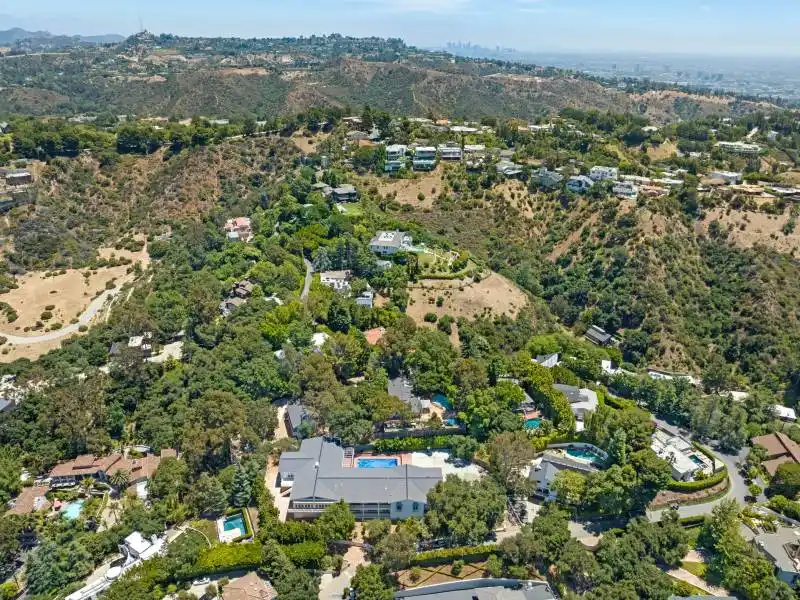 9669 Oak Pass Rd Beverly Hills CA 90210 – image 32