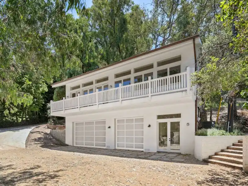 9669 Oak Pass Rd Beverly Hills CA 90210 – image 28