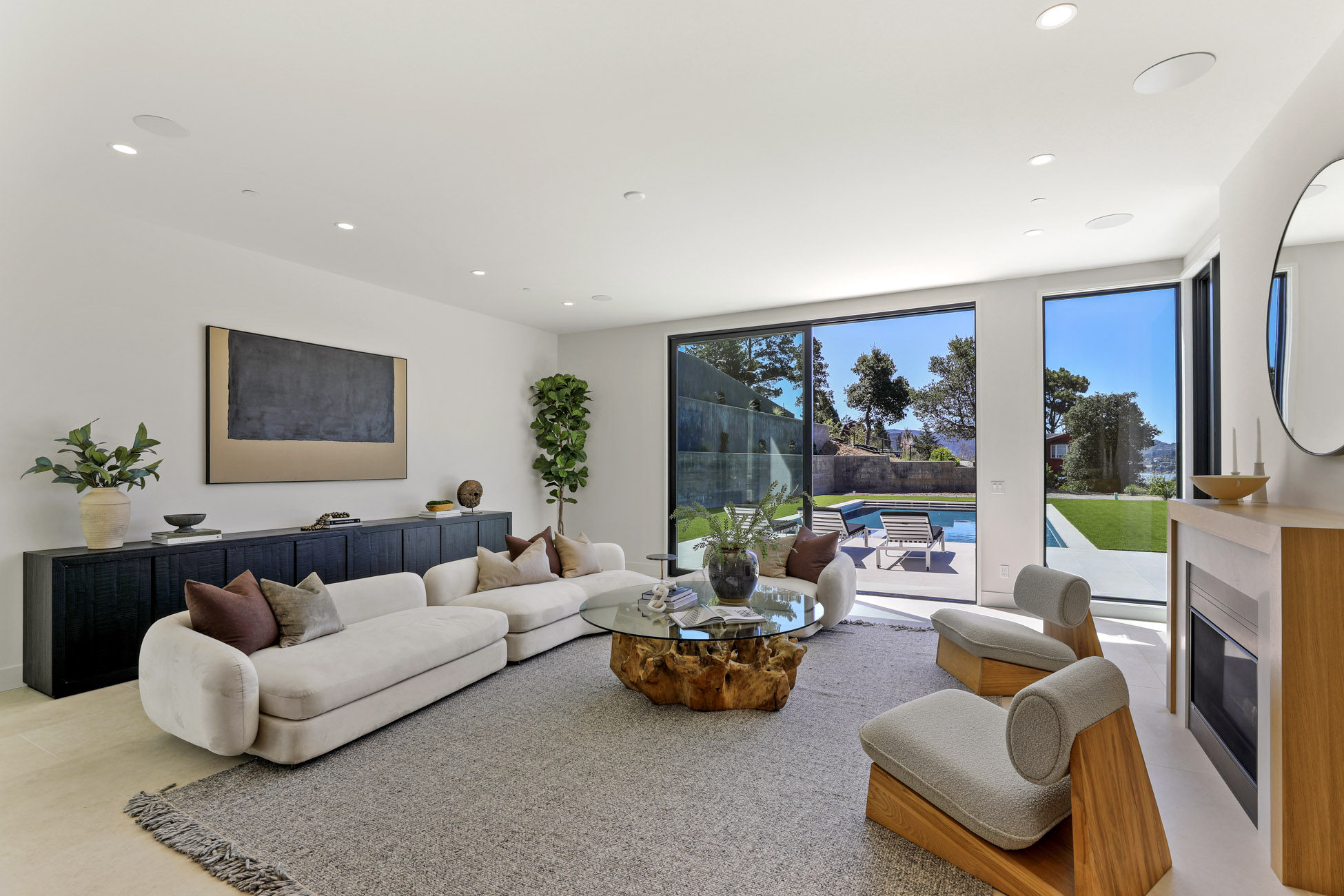 NEW MODERN LUXURY HOME – image 11