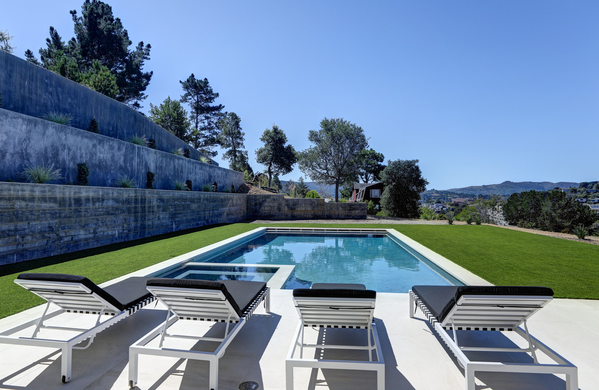 NEW MODERN LUXURY HOME – image 23
