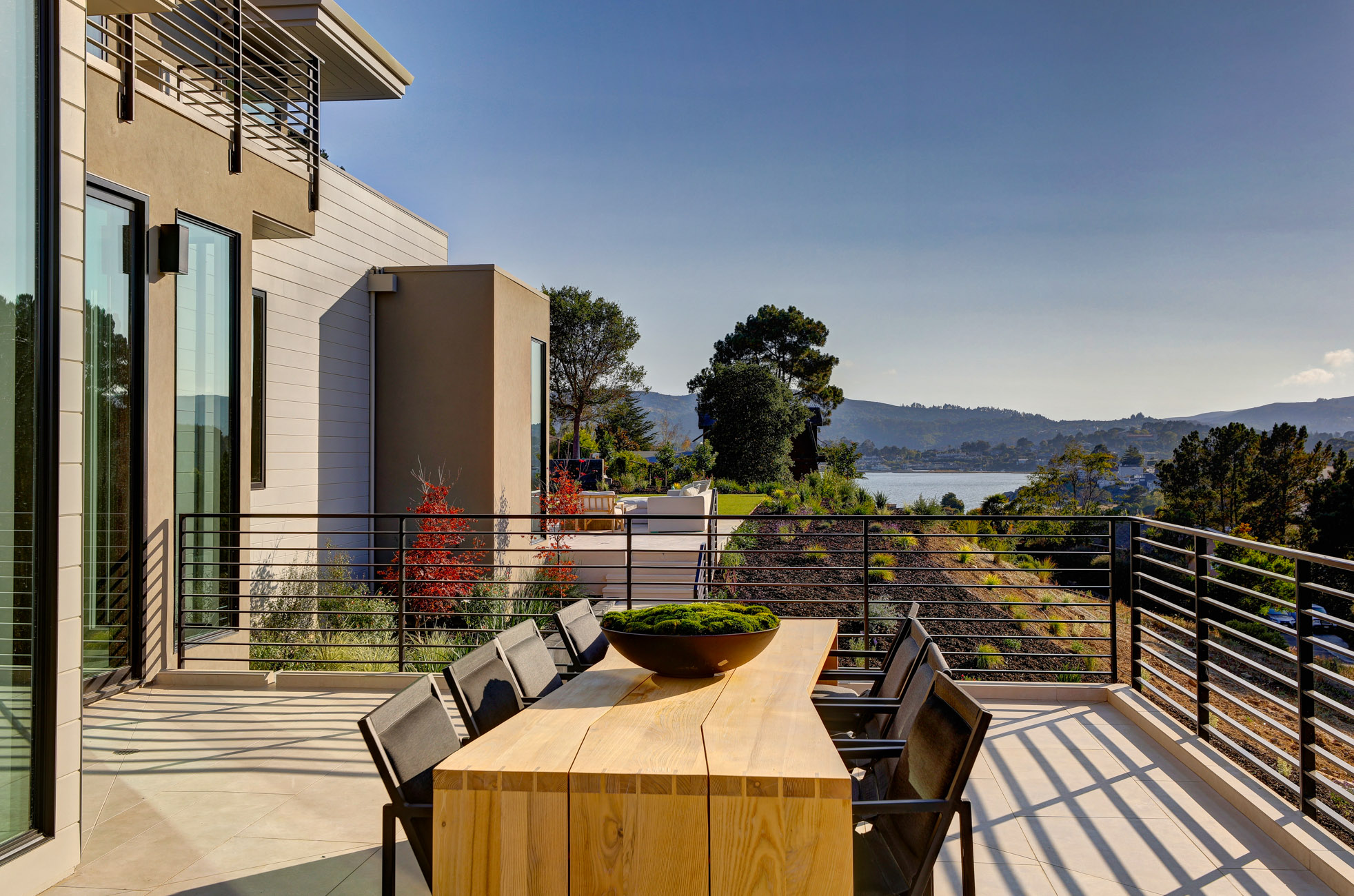 NEW MODERN LUXURY HOME – image 24