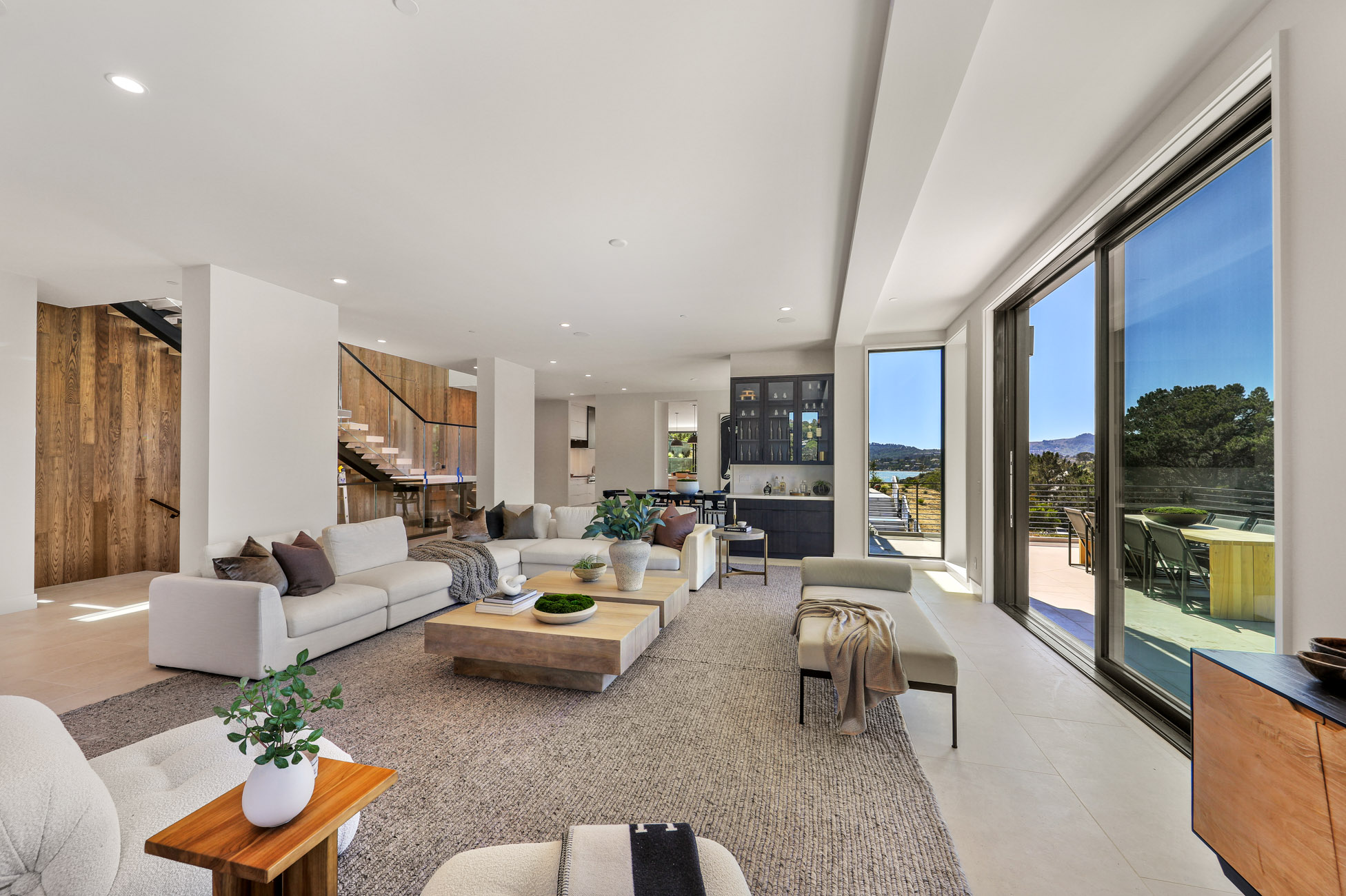 NEW MODERN LUXURY HOME – image 6