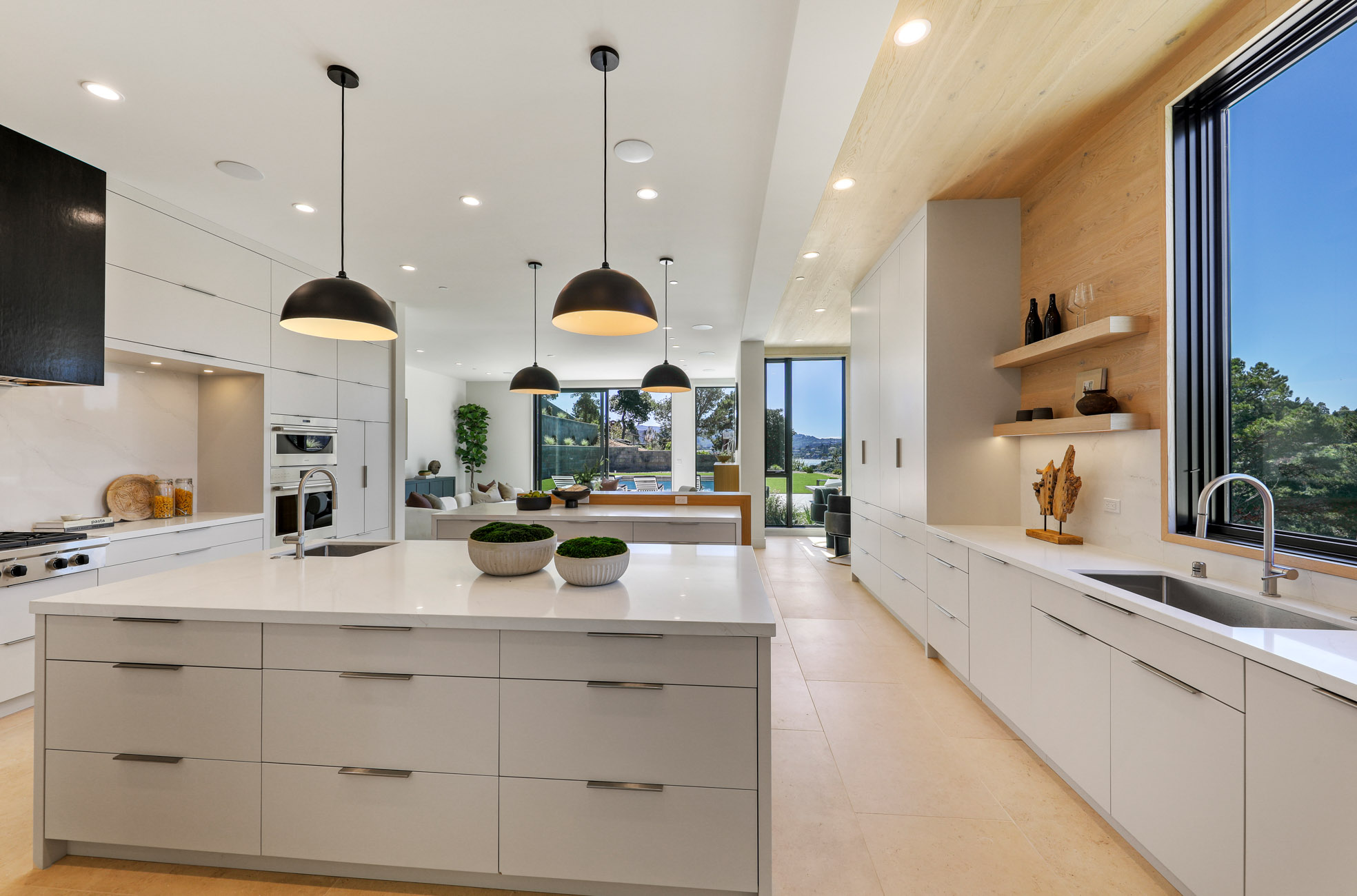 NEW MODERN LUXURY HOME – image 8