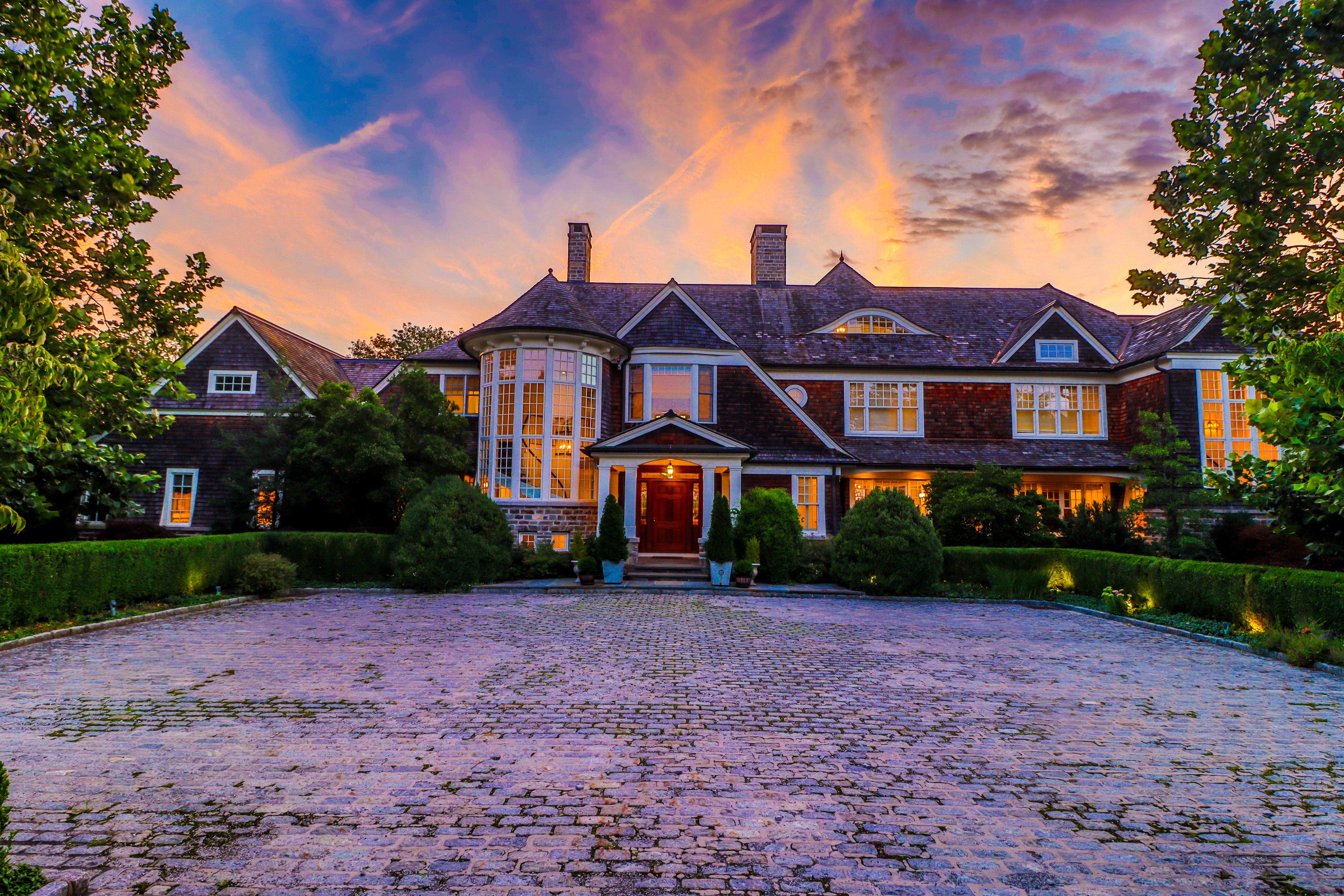 Incomparable Country Estate – image 20