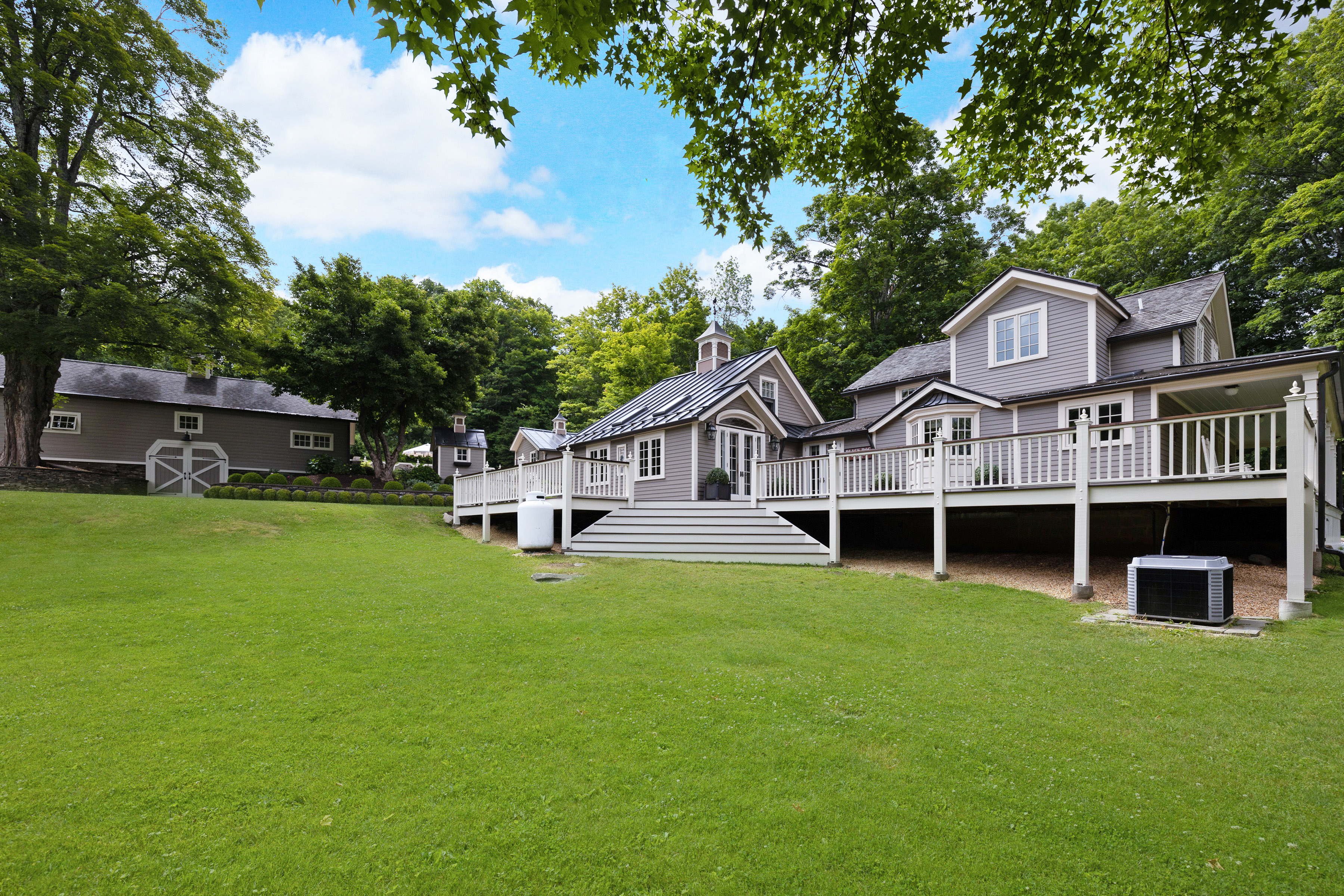 Black Dog Farm – image 32