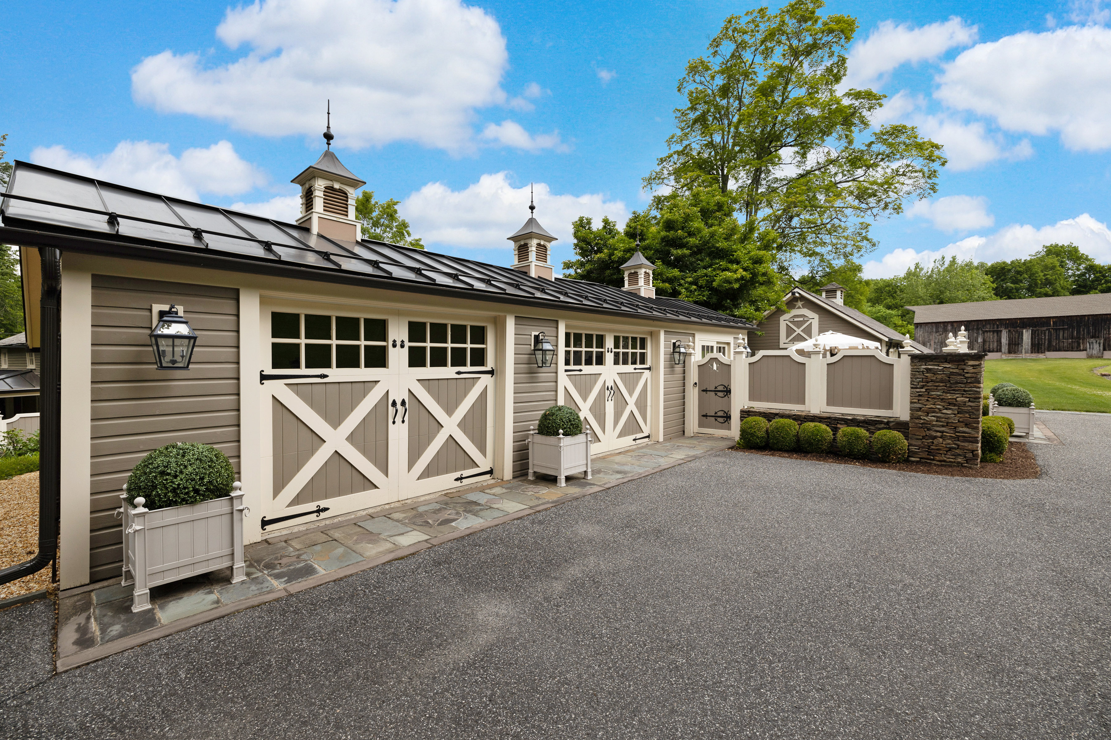 Black Dog Farm – image 38