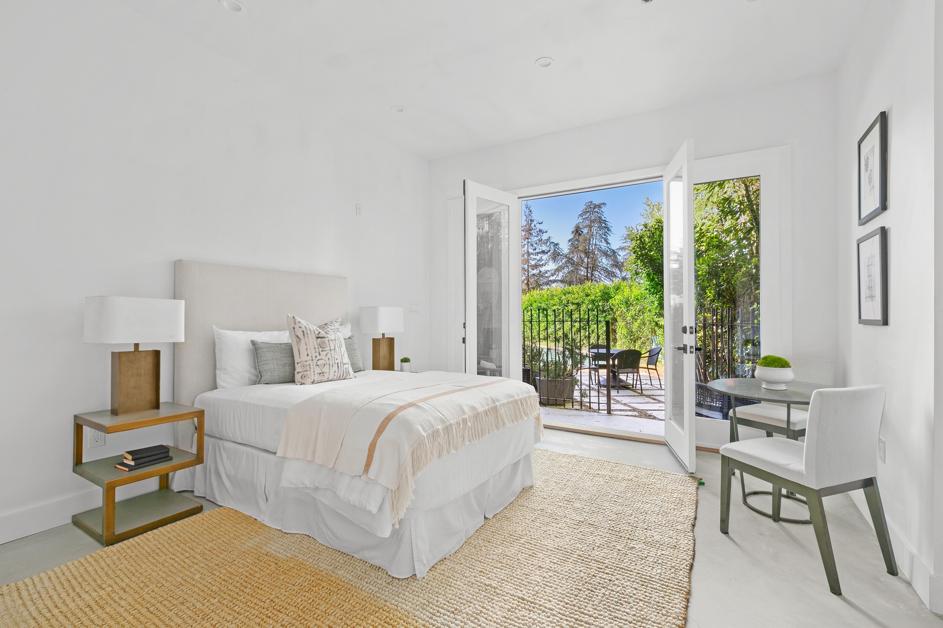 9625 Oaks Pass Rd. Beverly Hills, CA 90210 – image 21