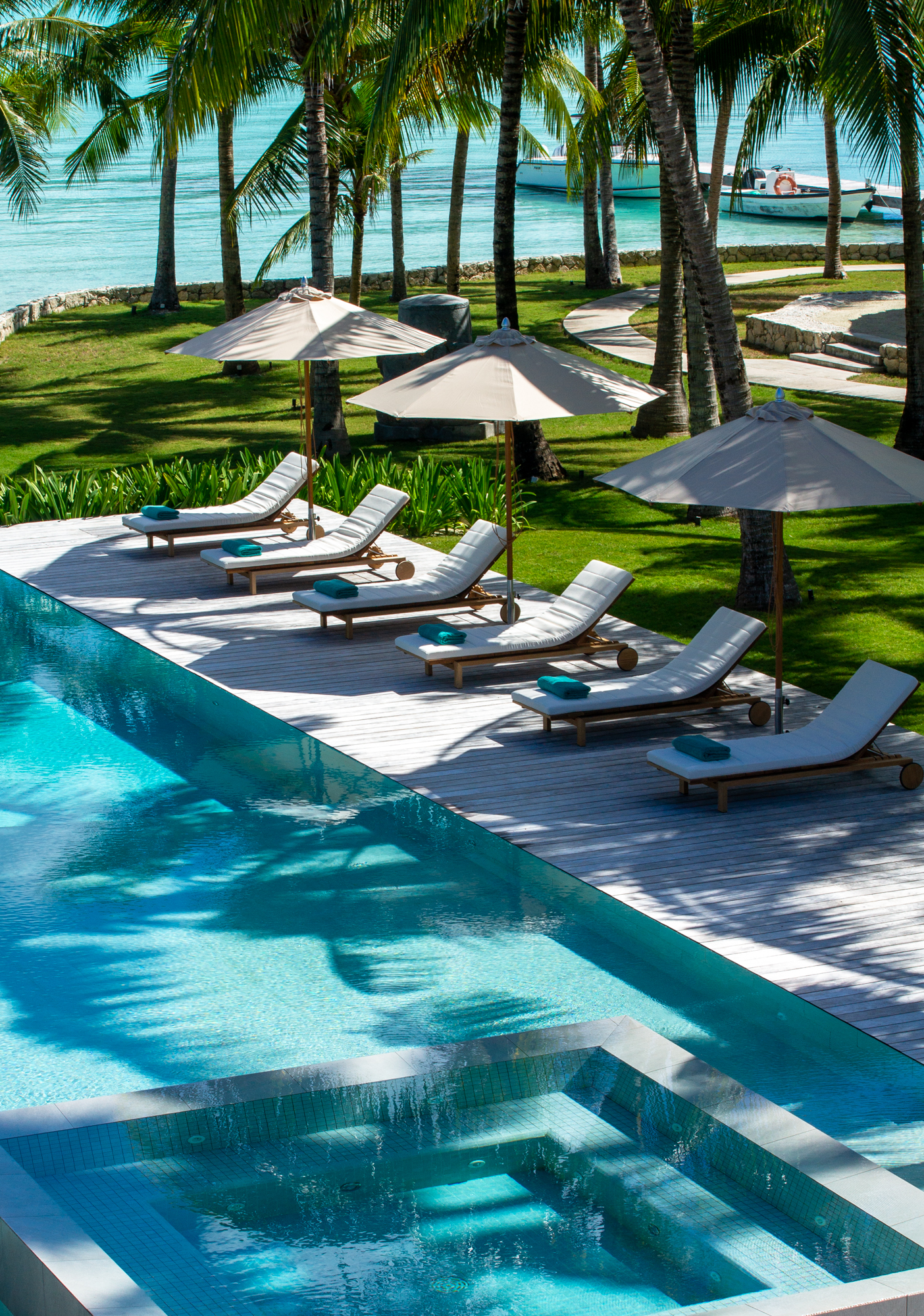Villa Aquamaris, Bora Bora – image 33