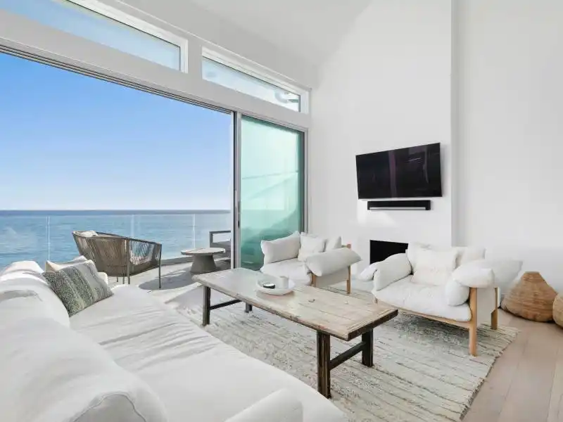 19240 Pacific Coast Hwy Malibu CA 90265 – image 2