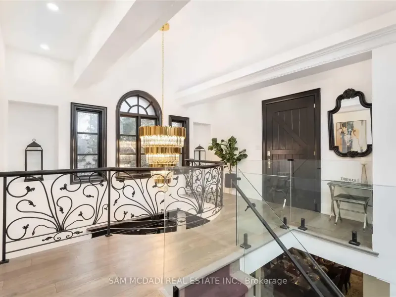 1540 Mississauga Road, Mississauga (W12955302) – image 16