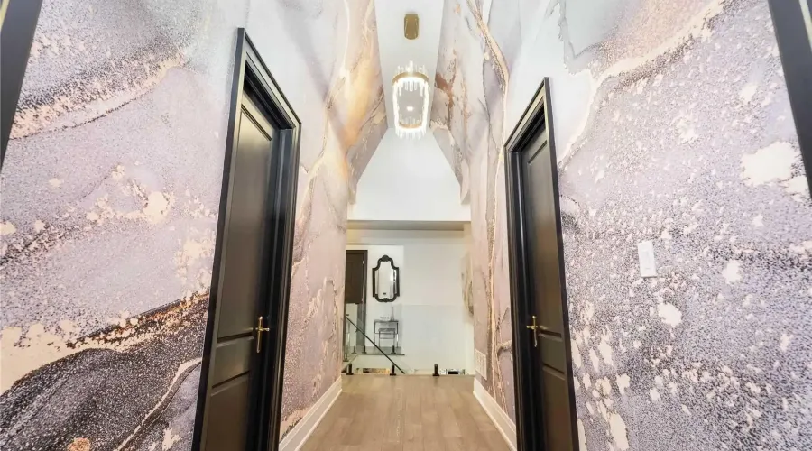 1540 Mississauga Rd, Mississauga, Ontario, L5H 2K1, Canada, 5 Bedrooms Bedrooms, ,6 BathroomsBathrooms,Residential,For Sale,1540 Mississauga Rd,1401519