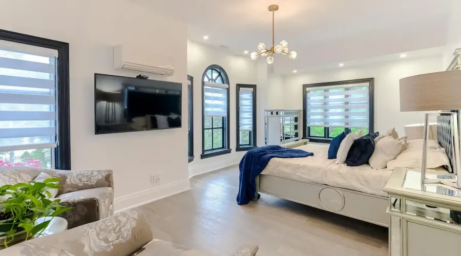 1540 Mississauga Rd, Mississauga, Ontario, L5H 2K1, Canada, 5 Bedrooms Bedrooms, ,6 BathroomsBathrooms,Residential,For Sale,1540 Mississauga Rd,1401519