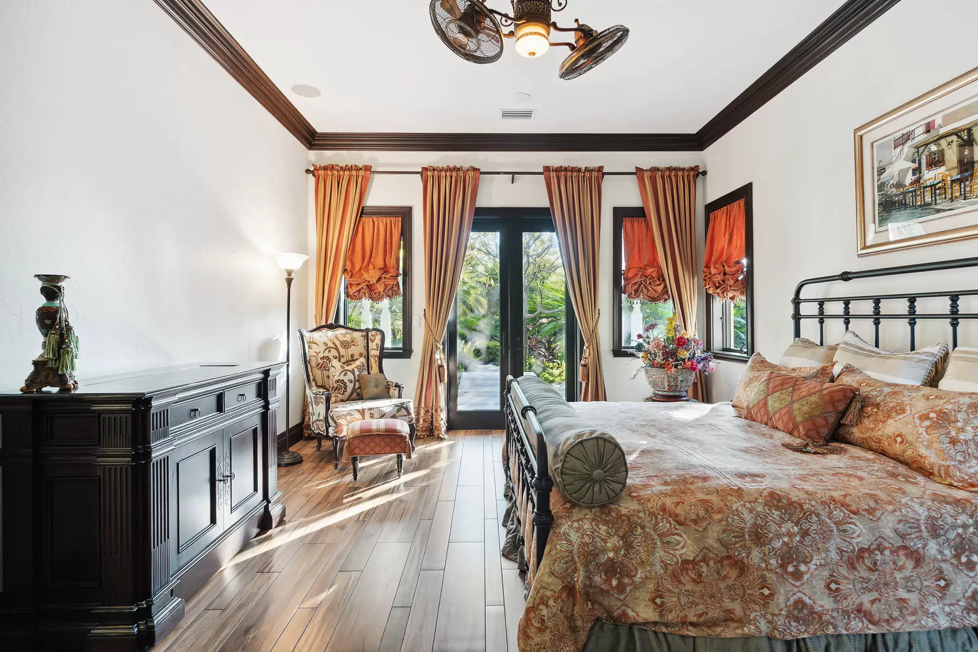 Five-Acre Oceanfront Estate – image 28