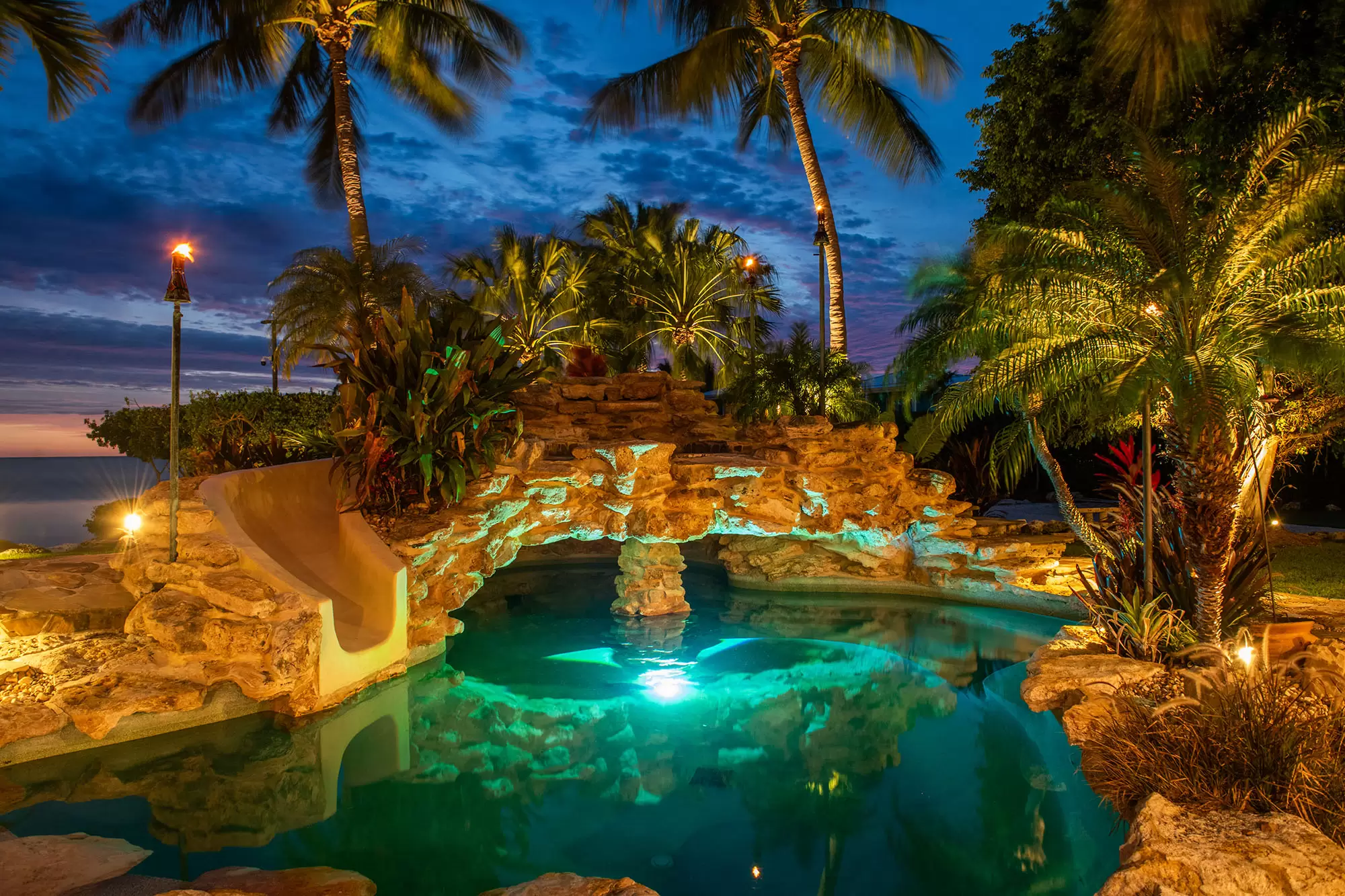 Five-Acre Oceanfront Estate – image 7