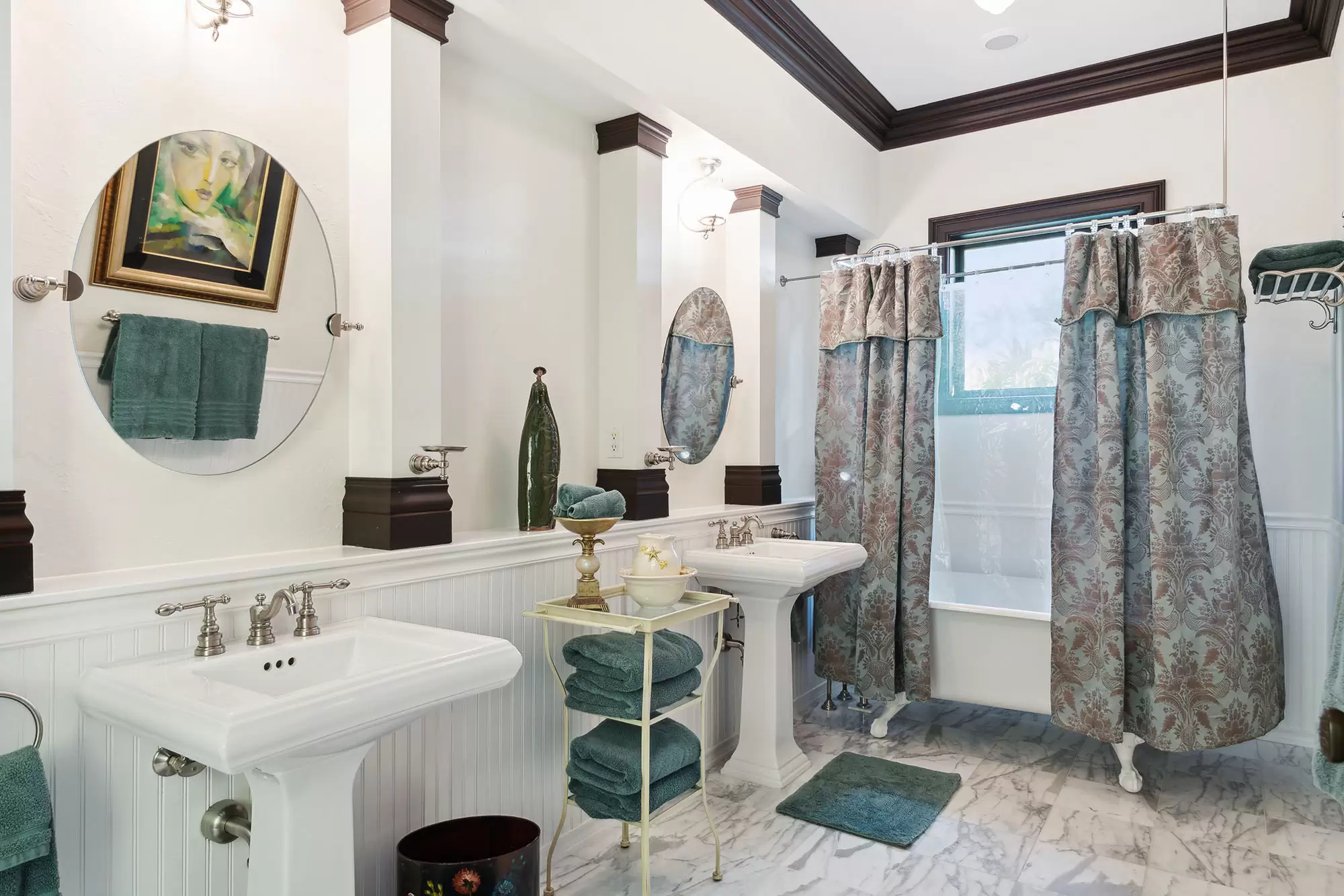 Five-Acre Oceanfront Estate – image 29