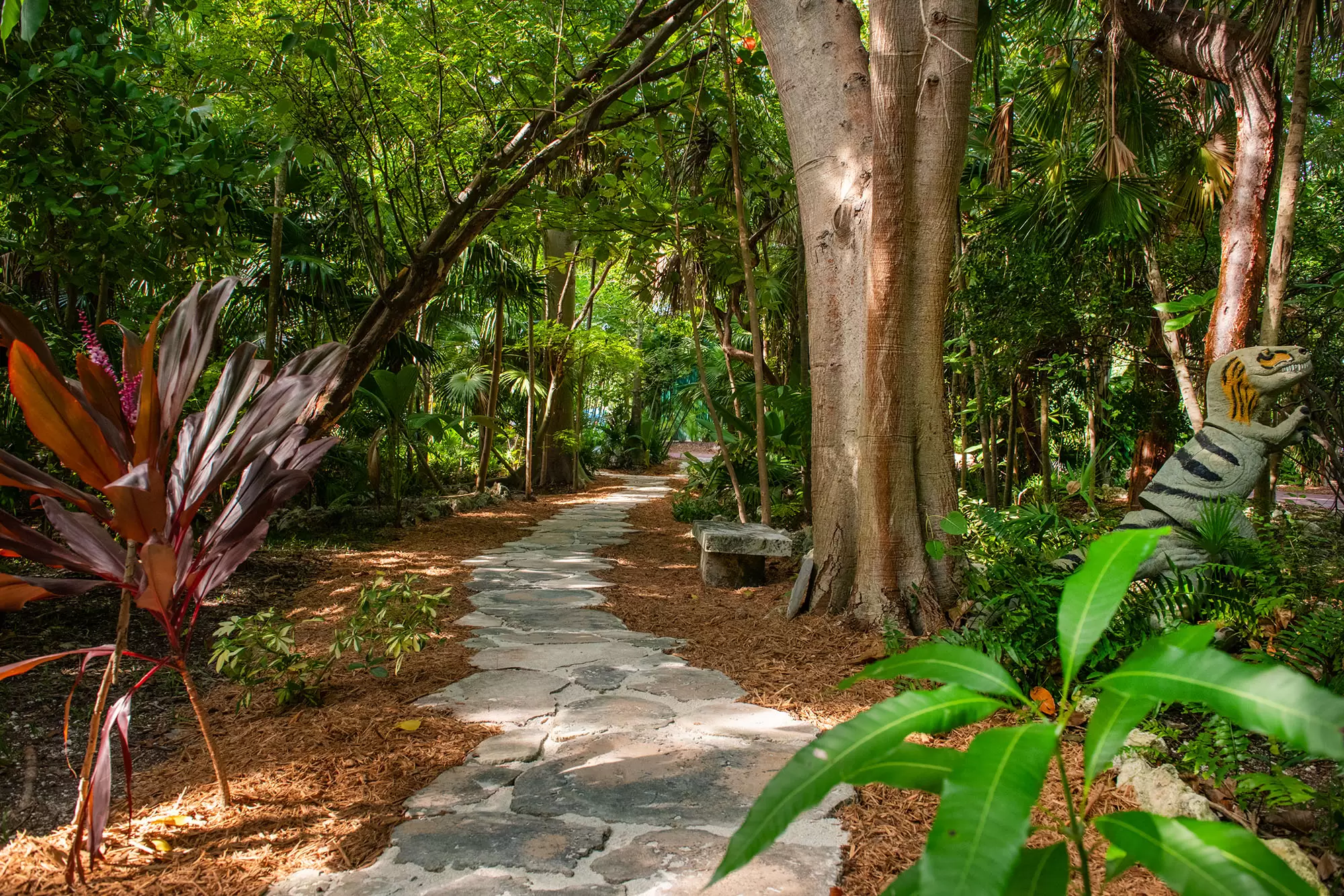 Five-Acre Oceanfront Estate – image 46