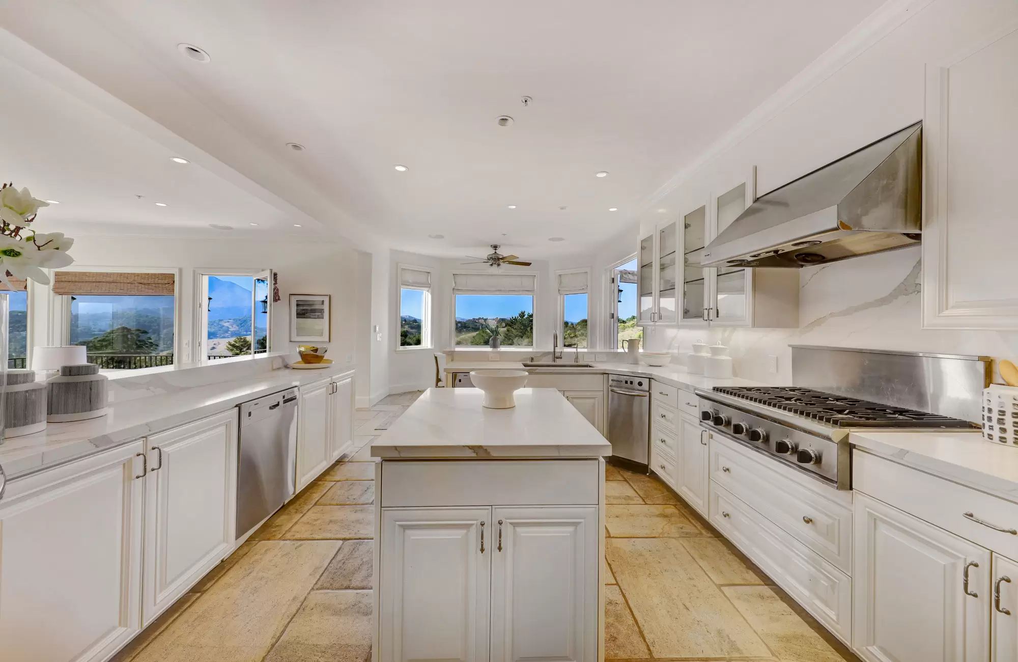 EXCEPTIONAL SAN FRANCISCO VIEWS – image 9