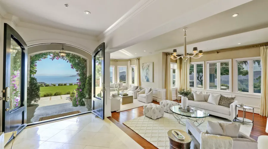 102 Via Los Altos, Tiburon, California 94920, United States, 5 Bedrooms Bedrooms, ,4.5 BathroomsBathrooms,Residential,For Sale,102 Via Los Altos,1450158