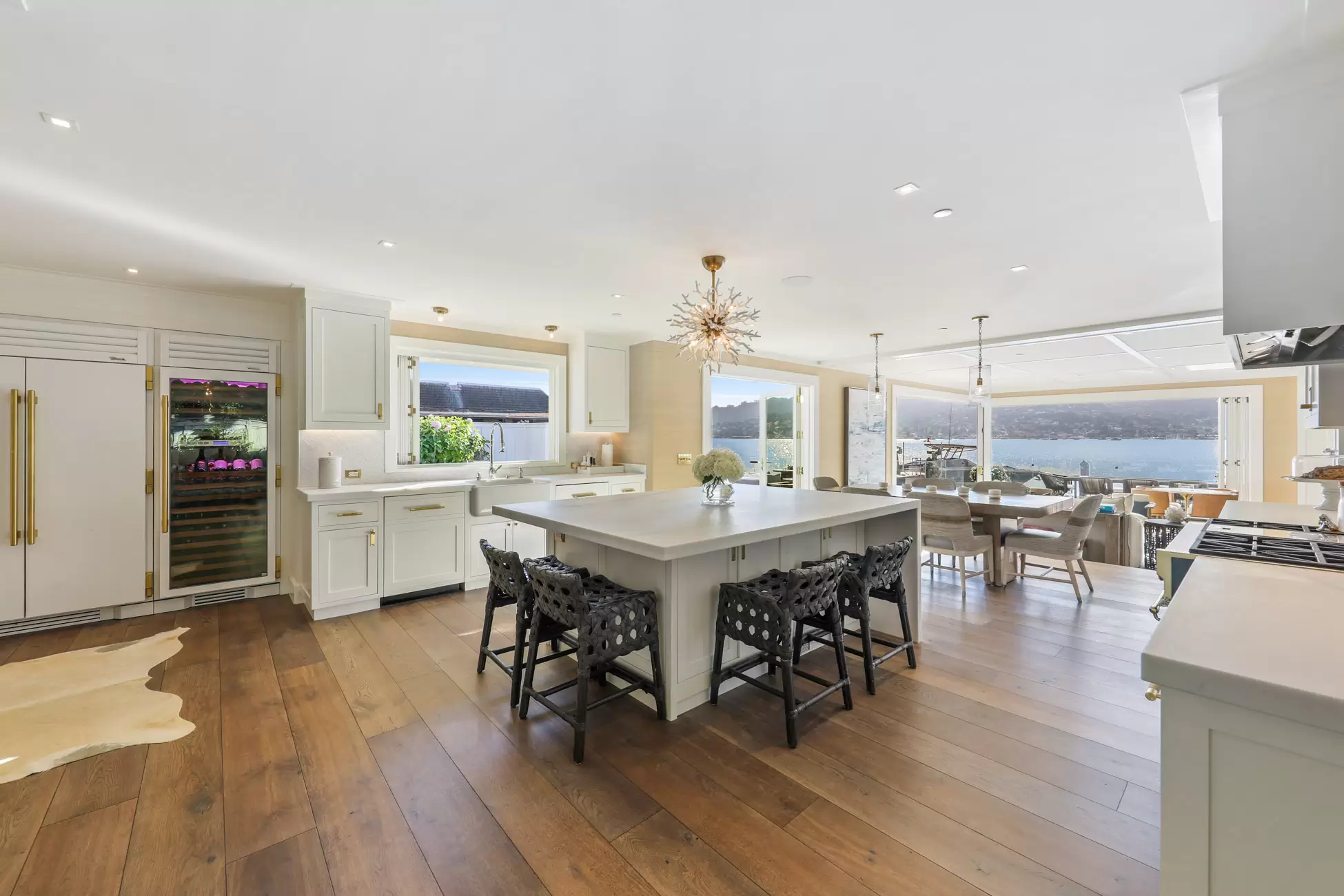 LUXURY LIVING ON THE SAN FRANCISCO BAY – image 11