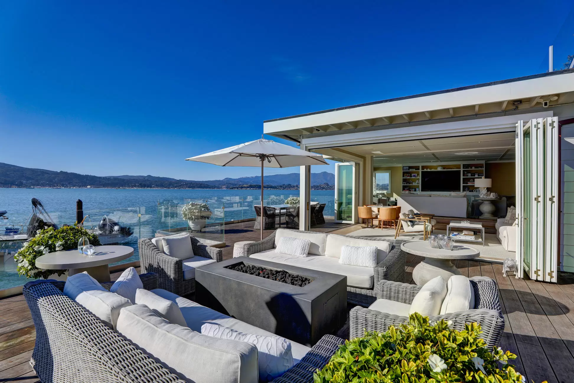 LUXURY LIVING ON THE SAN FRANCISCO BAY – image 28