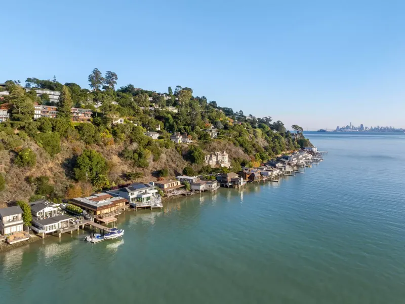 LUXURY LIVING ON THE SAN FRANCISCO BAY – image 2