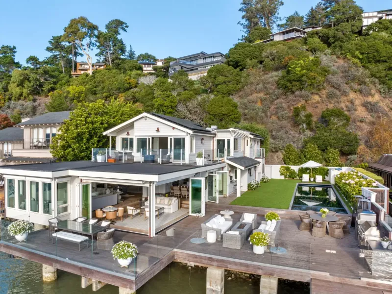 LUXURY LIVING ON THE SAN FRANCISCO BAY – image 3