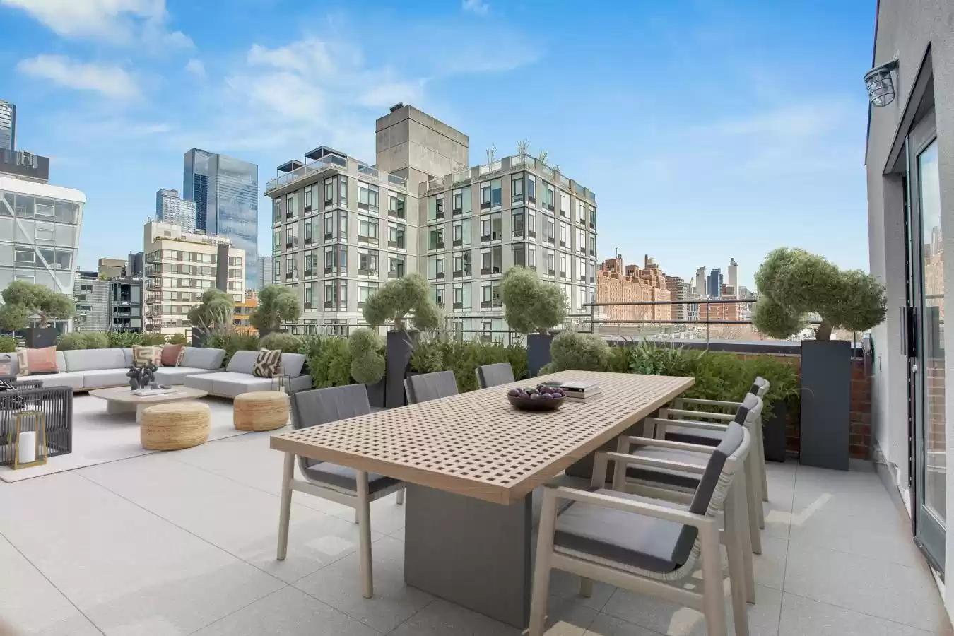 525 West 22nd Street, Chelsea, New York – image 1