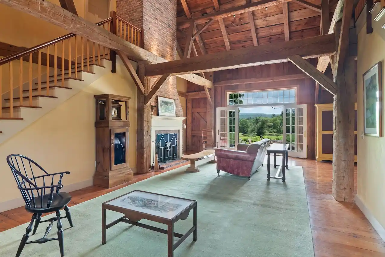 Incredible Historic Compound Estate On 67± Park Like Acres – image 17