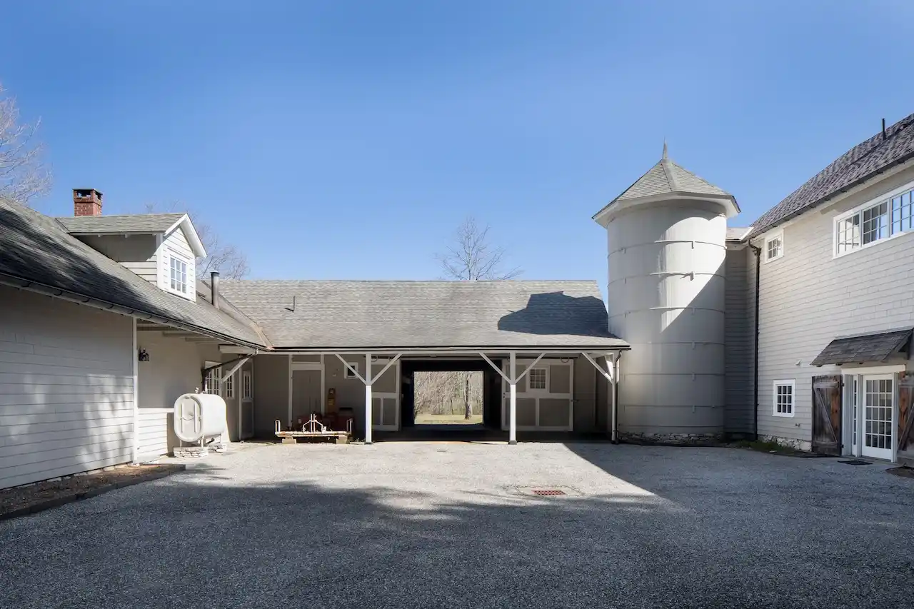 Incredible Historic Compound Estate On 67± Park Like Acres – image 61