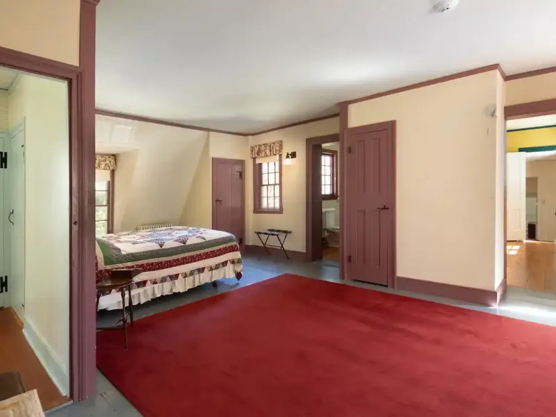 Incredible Historic Compound Estate On 67± Park Like Acres – image 56