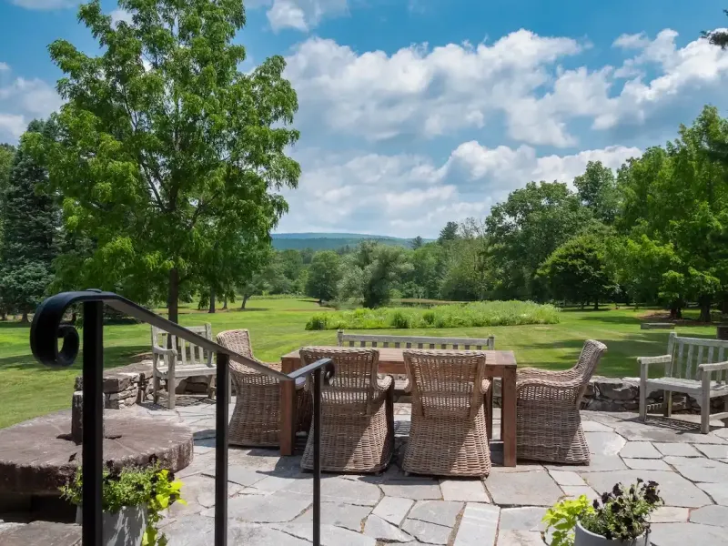 Incredible Historic Compound Estate On 67± Park Like Acres – image 8