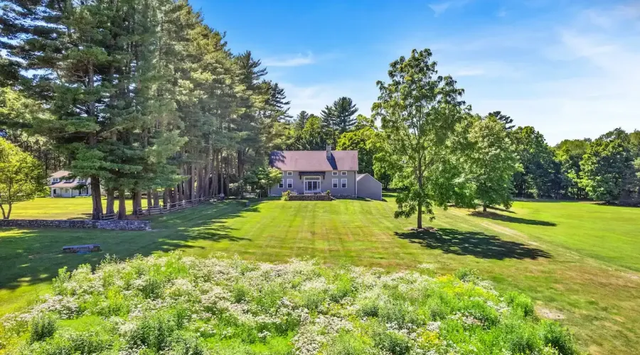 25 Sheffield Road, Egremont, Massachusetts, 01258, United States, 6 Bedrooms Bedrooms, 12 Rooms Rooms,4 BathroomsBathrooms,Residential,For Sale,Sheffield,1528515