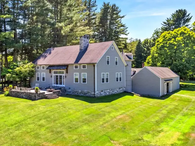 Incredible Historic Compound Estate On 67± Park Like Acres – image 13