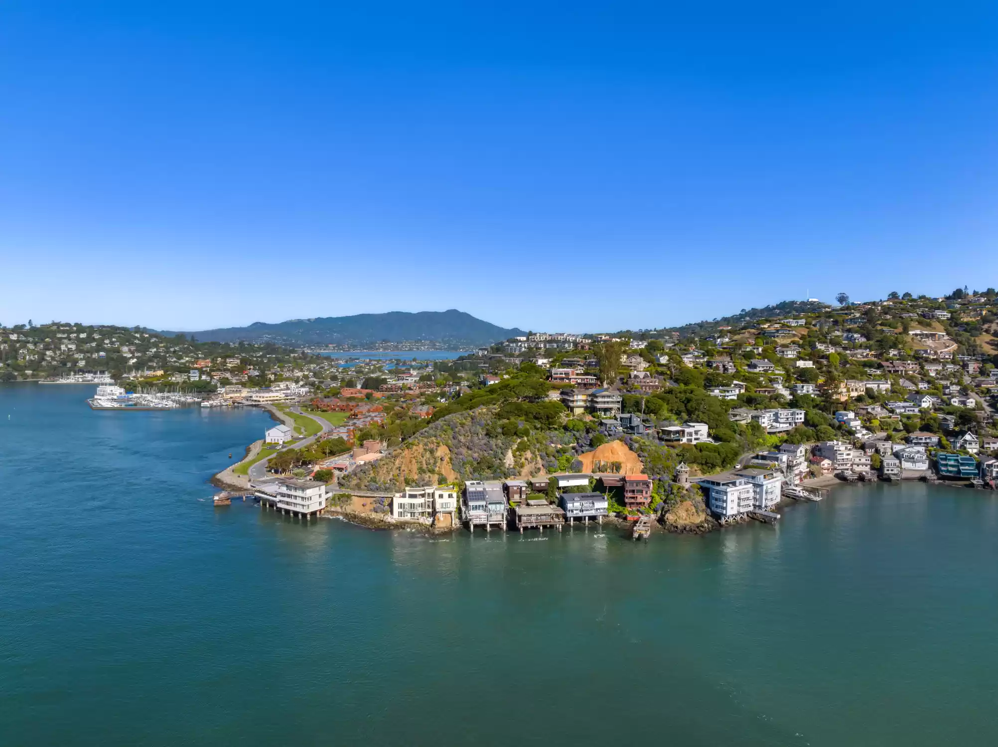 PARADISE POINT – image 1