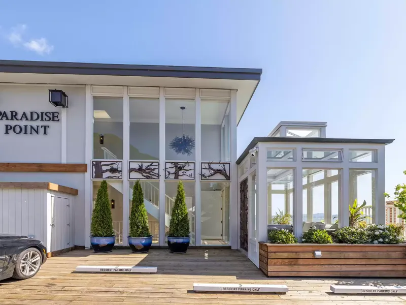 PARADISE POINT – image 2
