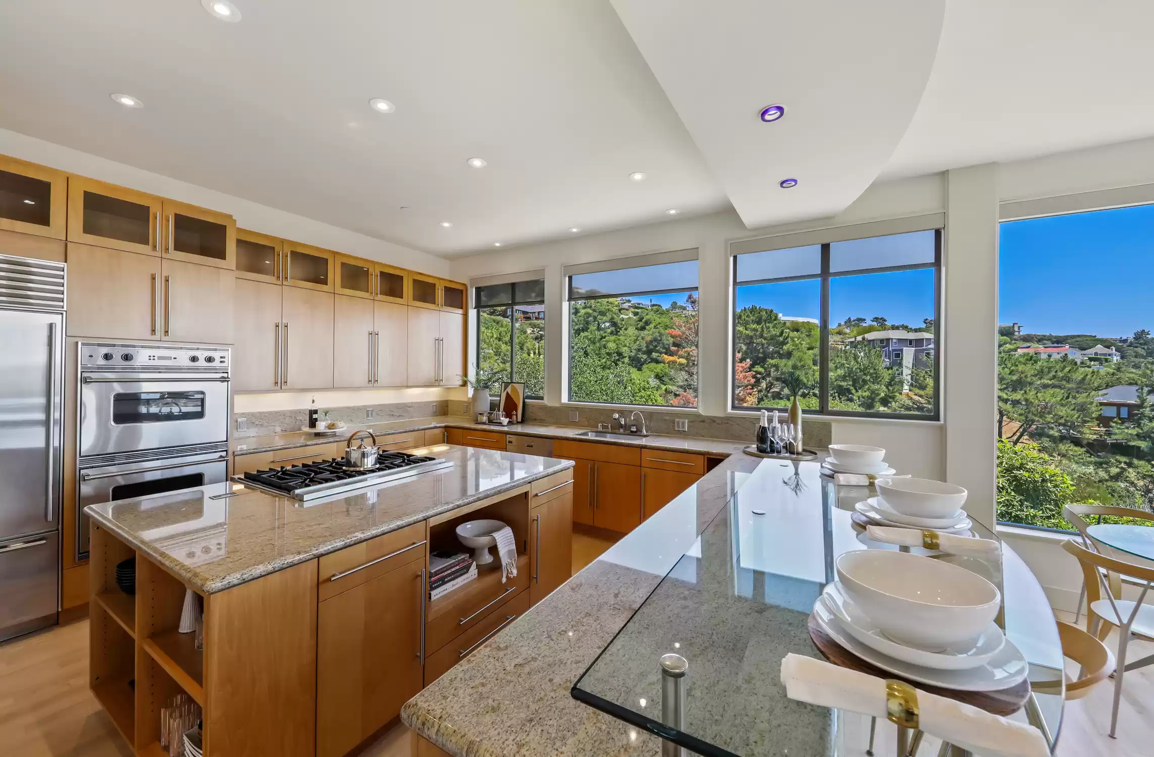 CONTEMPORARY RETREAT – image 10