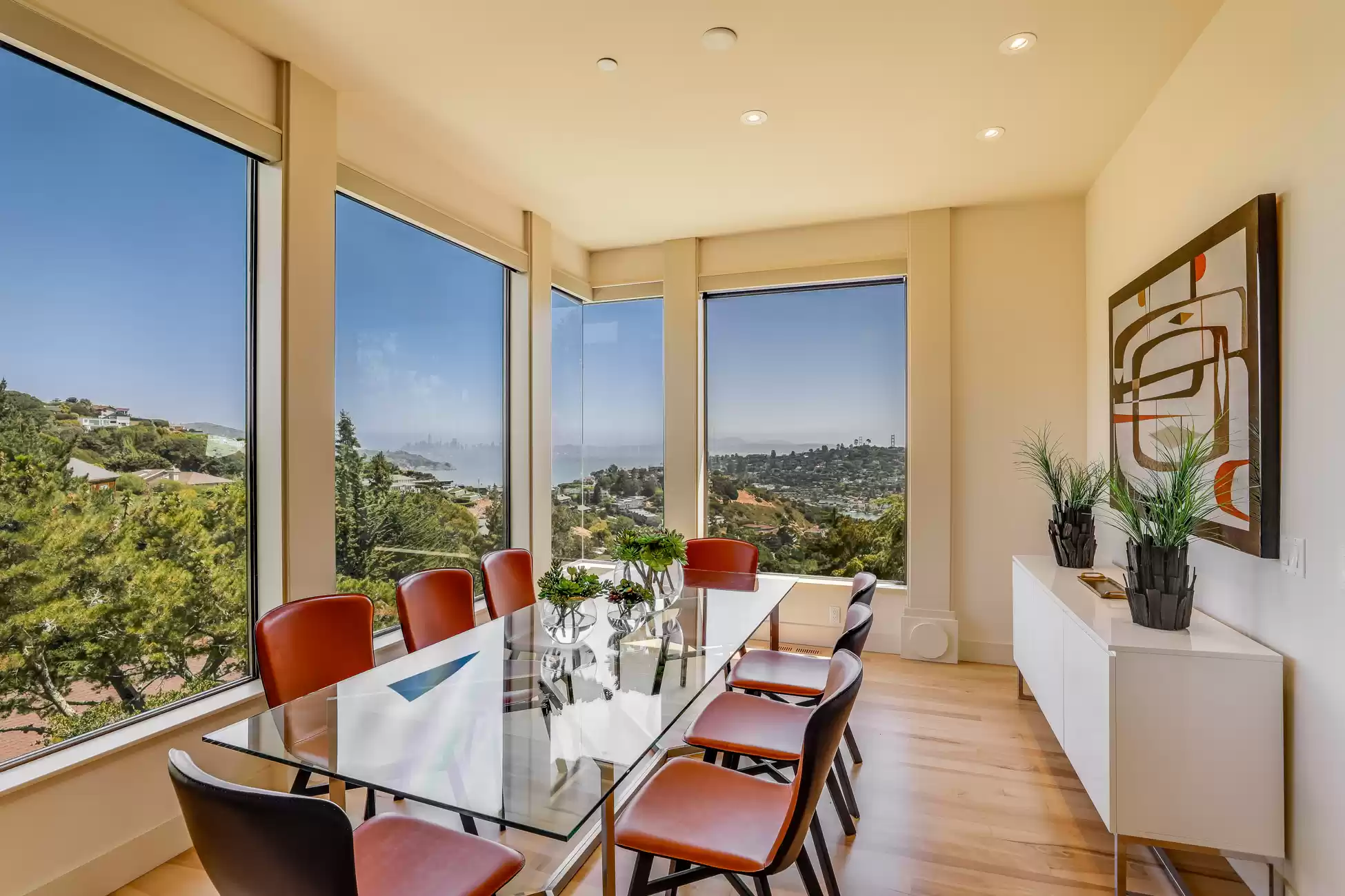 CONTEMPORARY RETREAT – image 4