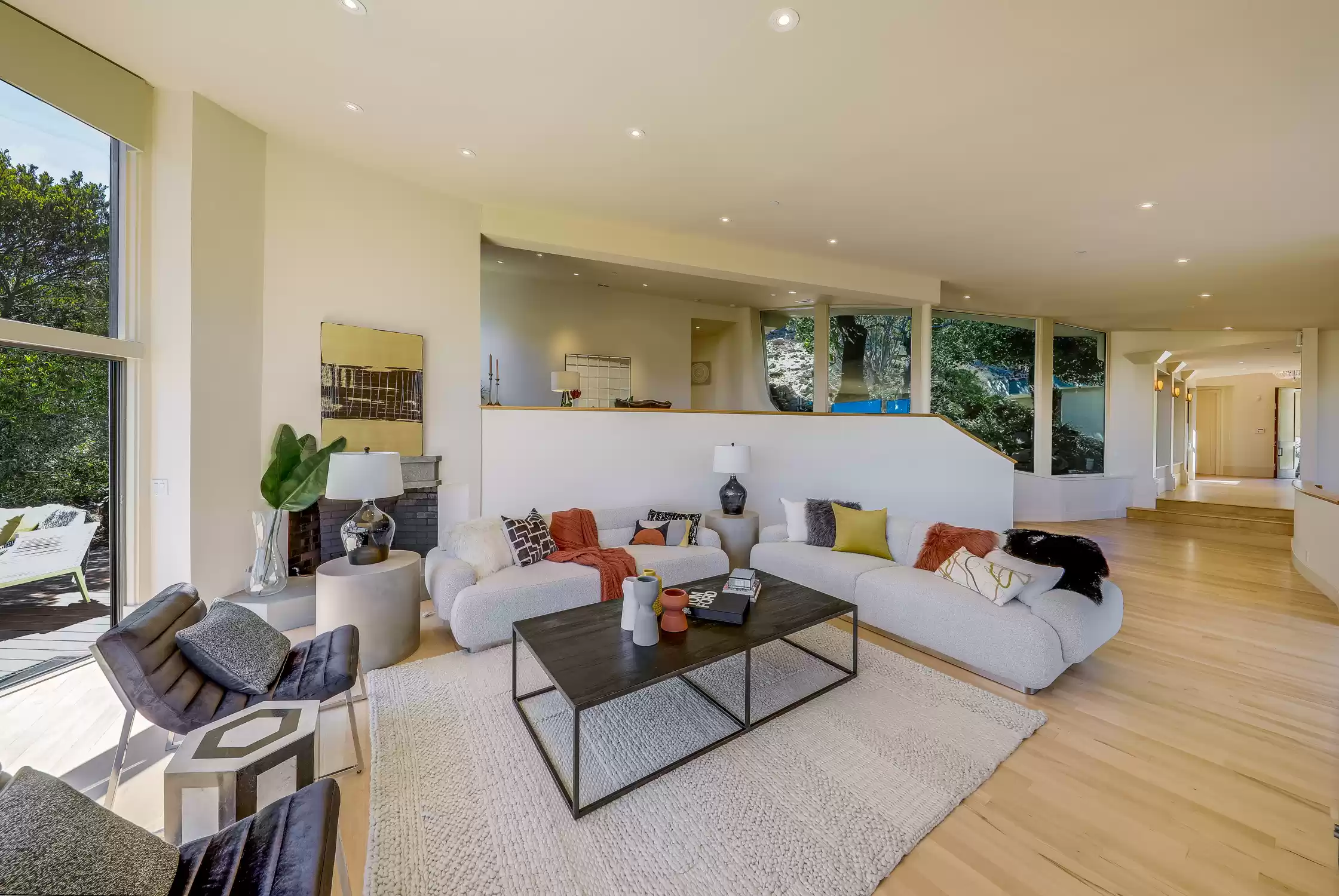 CONTEMPORARY RETREAT – image 6