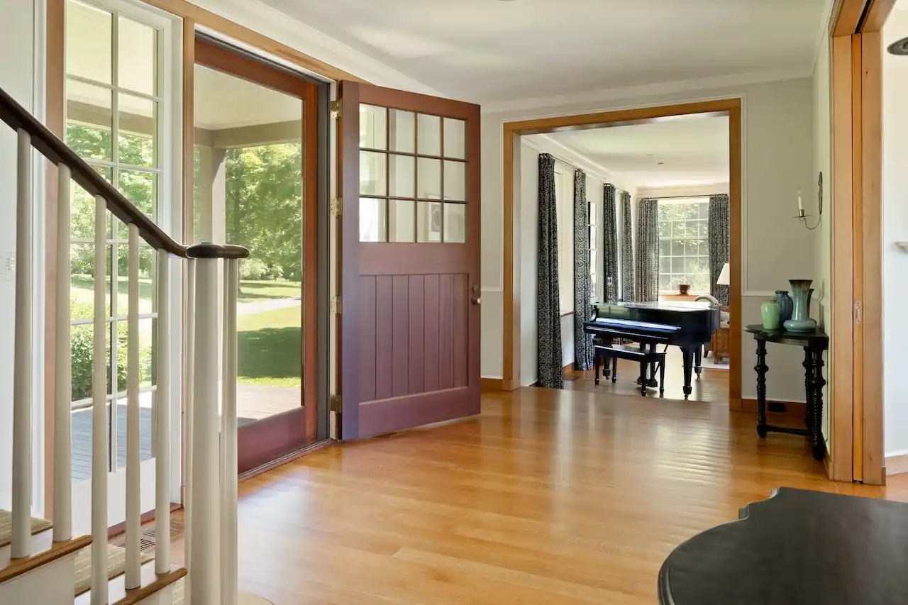 Sprawling Lakeville Compound On 21+ Acres – image 5