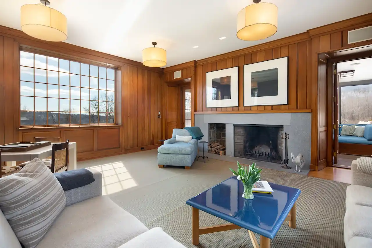 Sprawling Lakeville Compound On 21+ Acres – image 13