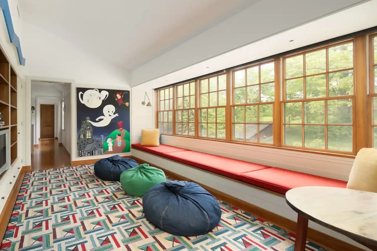 Sprawling Lakeville Compound On 21+ Acres – image 28