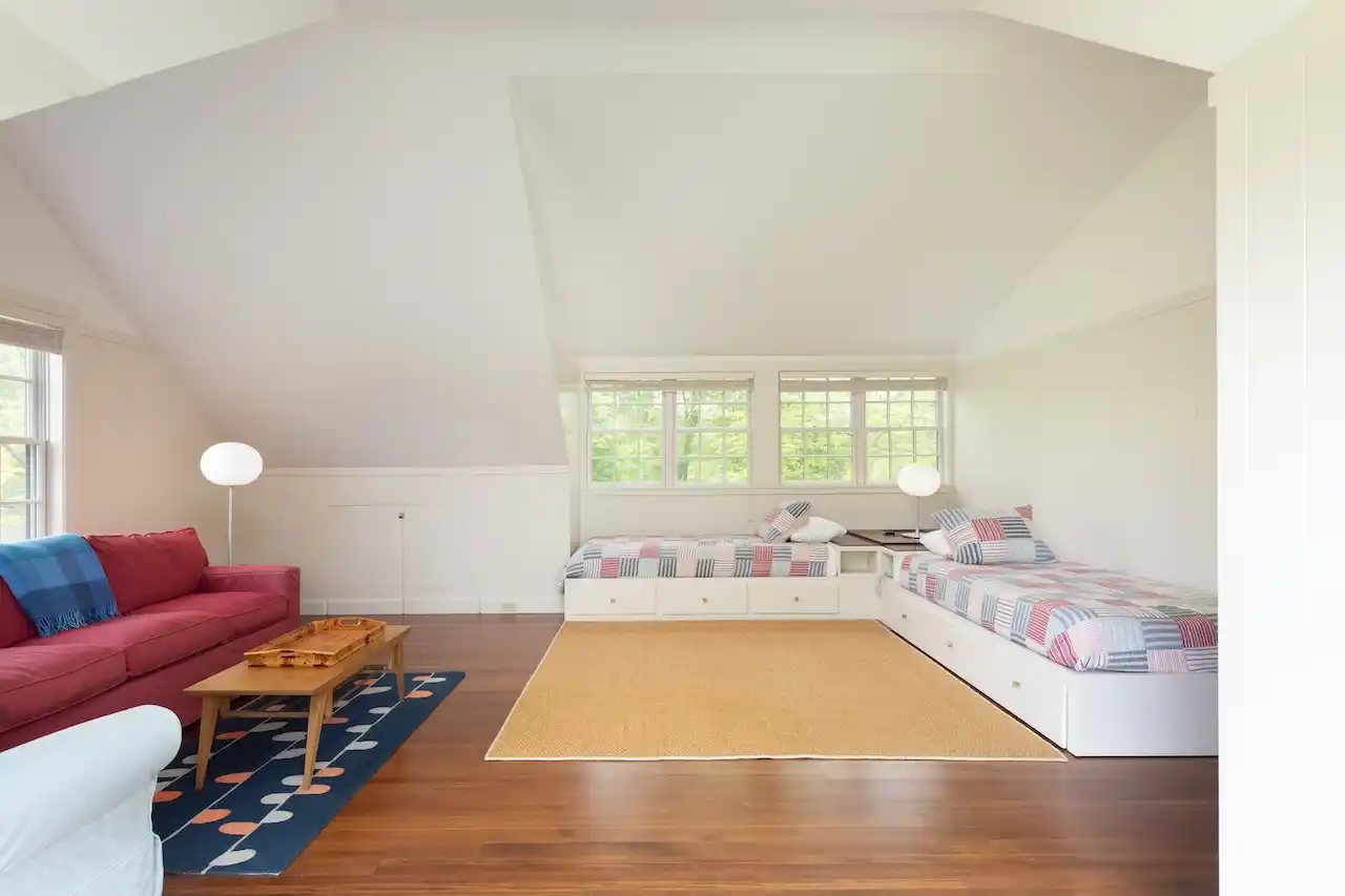 Sprawling Lakeville Compound On 21+ Acres – image 39