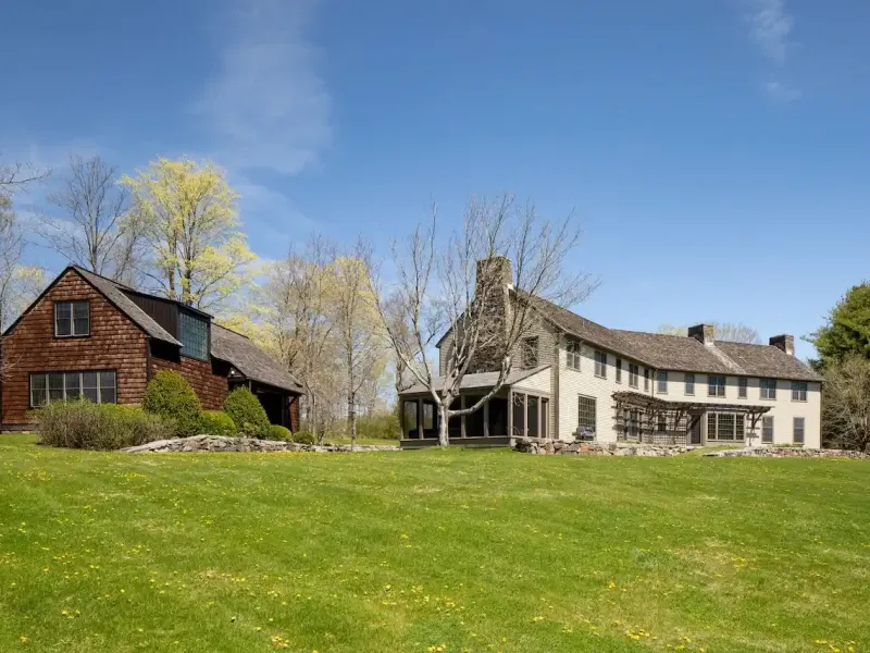 Sprawling Lakeville Compound On 21+ Acres – image 1