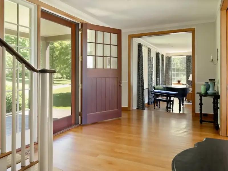Sprawling Lakeville Compound On 21+ Acres – image 5